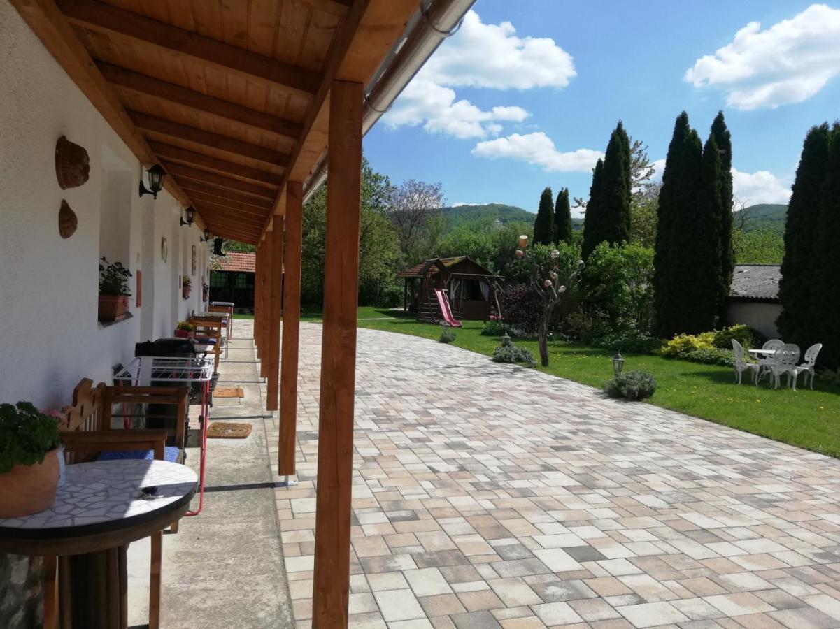 Bobita Apartmanhaz Szilvásvárad Dış mekan fotoğraf