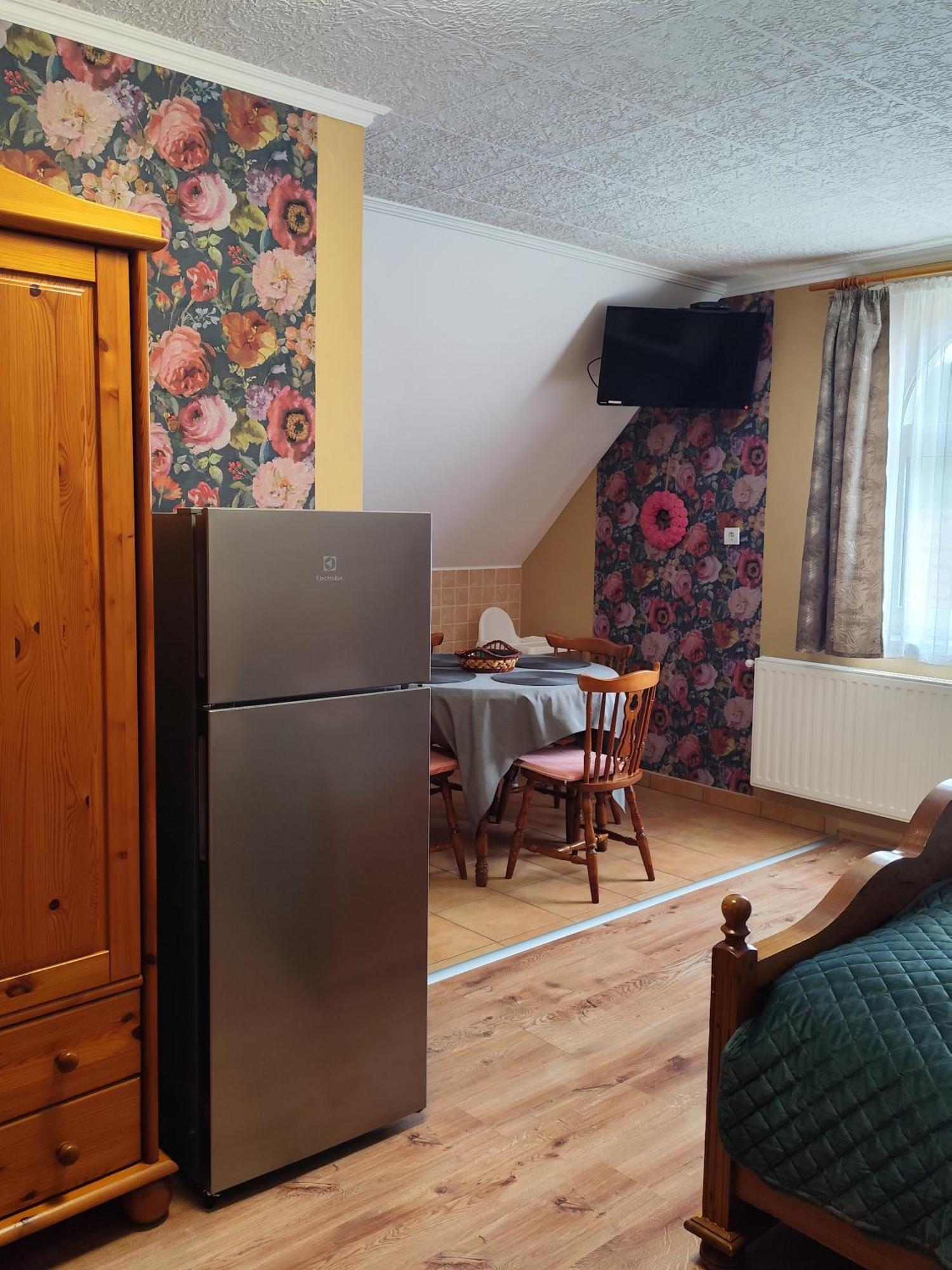 Bobita Apartmanhaz Szilvásvárad Dış mekan fotoğraf