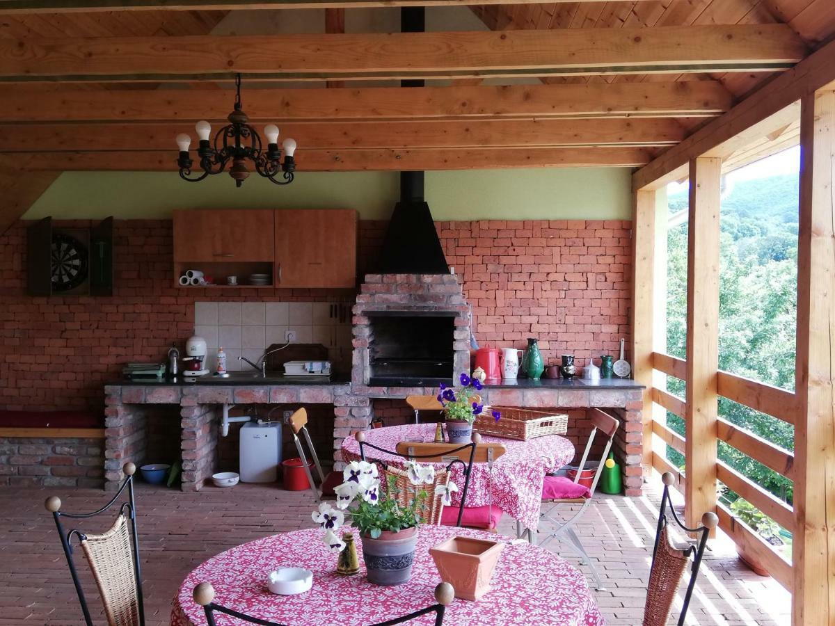 Bobita Apartmanhaz Szilvásvárad Dış mekan fotoğraf